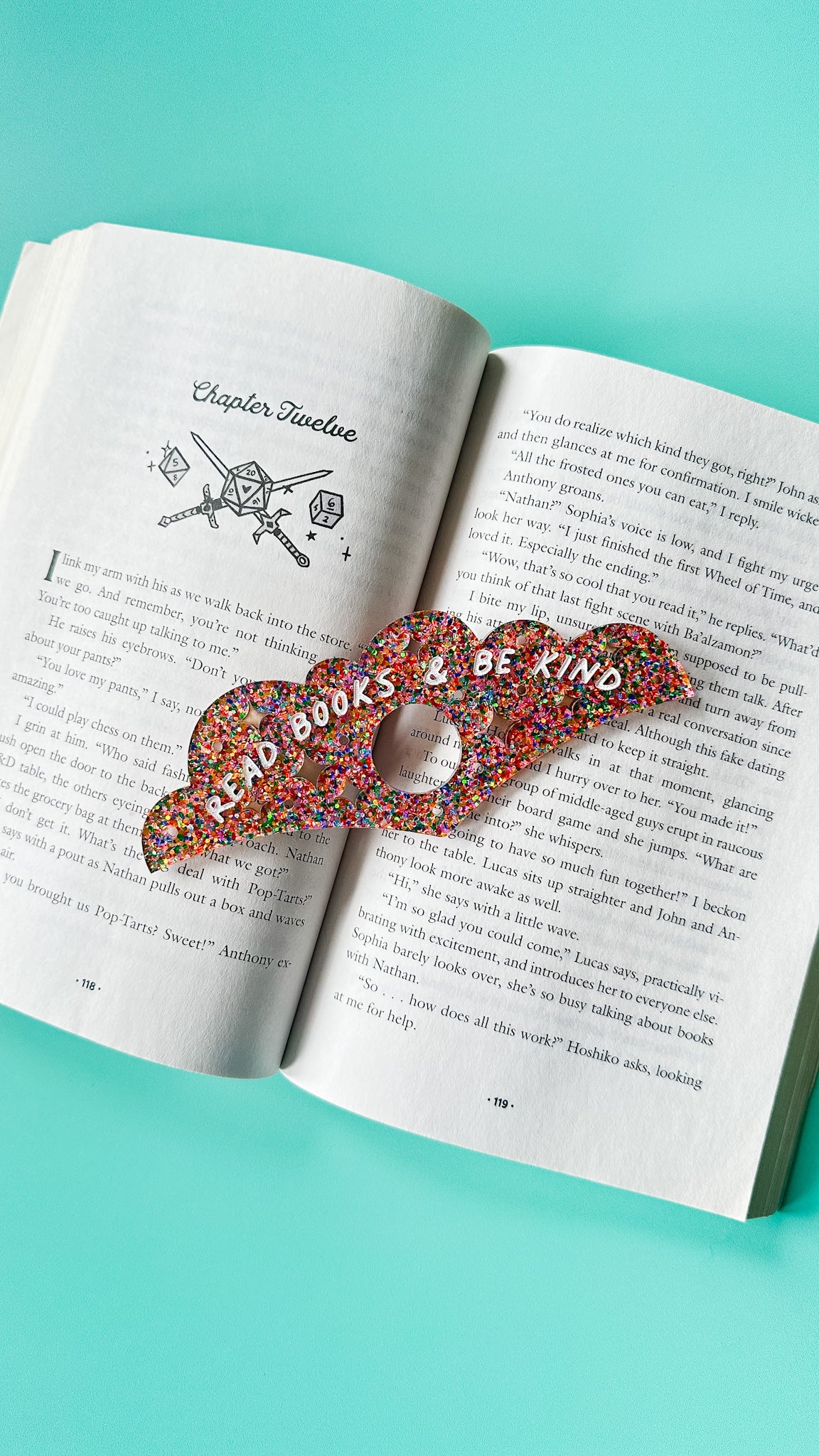 Read Books & Be Kind Page Spreader